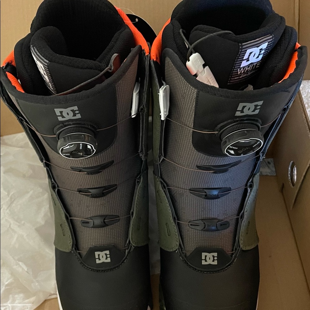 DC Control Snowboard boots *NEW w/Tags”